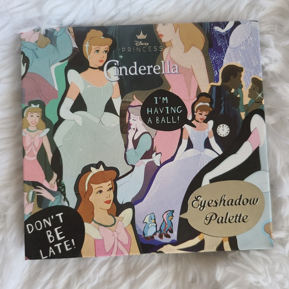 Disney- Cinderella Eyeshadow Pallet